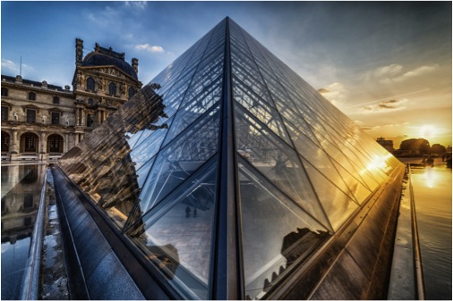 La pyramide du louvre